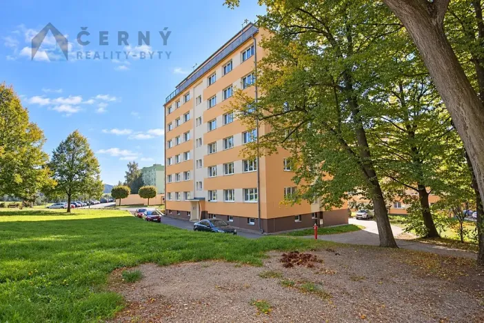Prodej bytu 2+1, Liberec, Nad Školou, 60 m2