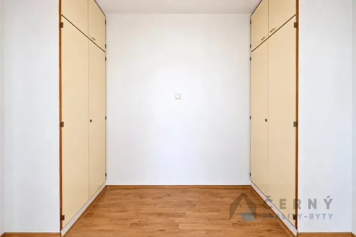 Prodej bytu 2+1, Liberec, Nad Školou, 60 m2