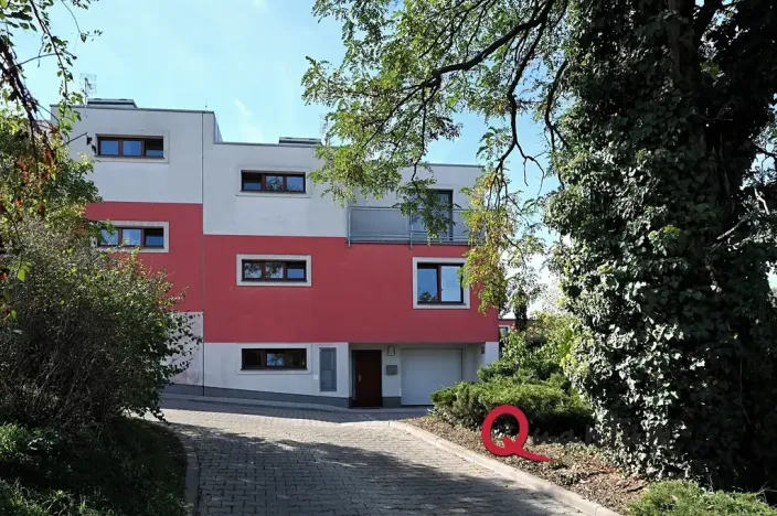 Pronájem rodinného domu, Praha - Kyje, Krčínovo náměstí, 126 m2