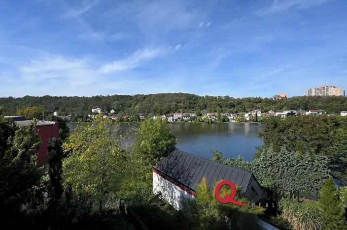 Pronájem rodinného domu, Praha - Kyje, Krčínovo náměstí, 126 m2