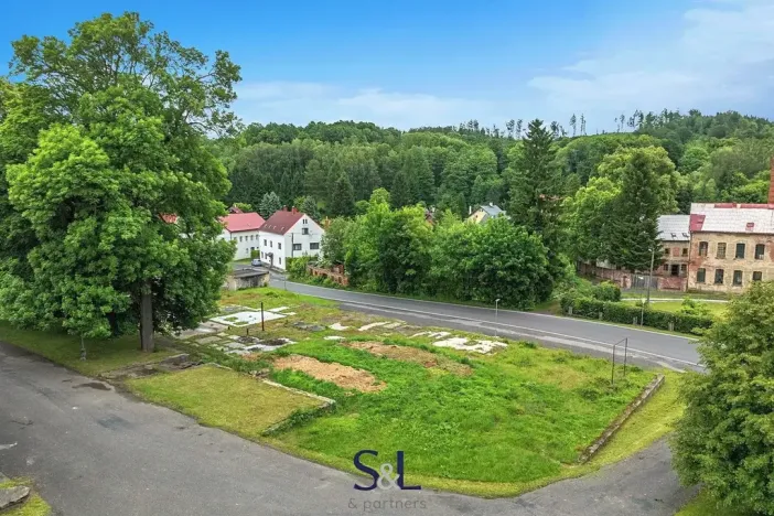 Prodej komerčního pozemku, Mikulášovice, 2631 m2