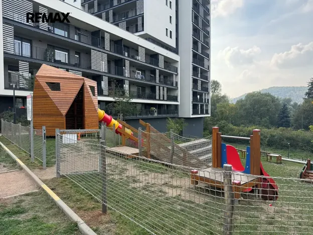 Pronájem bytu 2+kk, Praha - Modřany, Mezi vodami, 64 m2