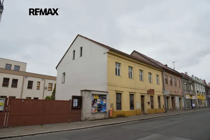 Prodej rodinného domu, Nový Bydžov, Třída Čsl. armády, 368 m2