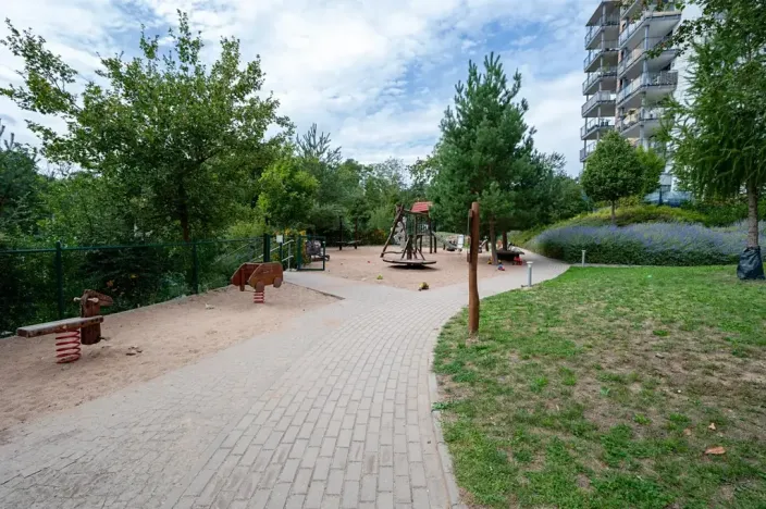 Prodej bytu 2+kk, Praha - Horní Měcholupy, Padovská, 52 m2