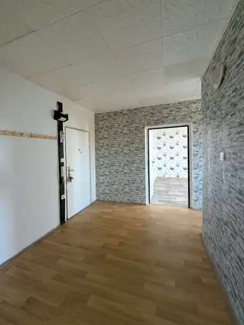 Pronájem bytu 2+1, Chomutov, Zahradní, 51 m2