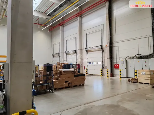 Pronájem skladu, Ostrov, 4400 m2