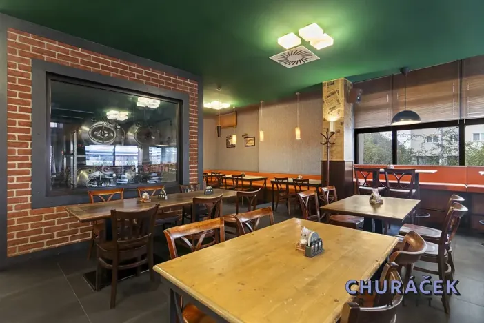 Prodej restaurace, Praha - Troja, Olštýnská, 378 m2