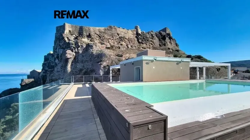 Prodej bytu 3+kk, Castelsardo, Itálie, Via Nazionale, 67 m2