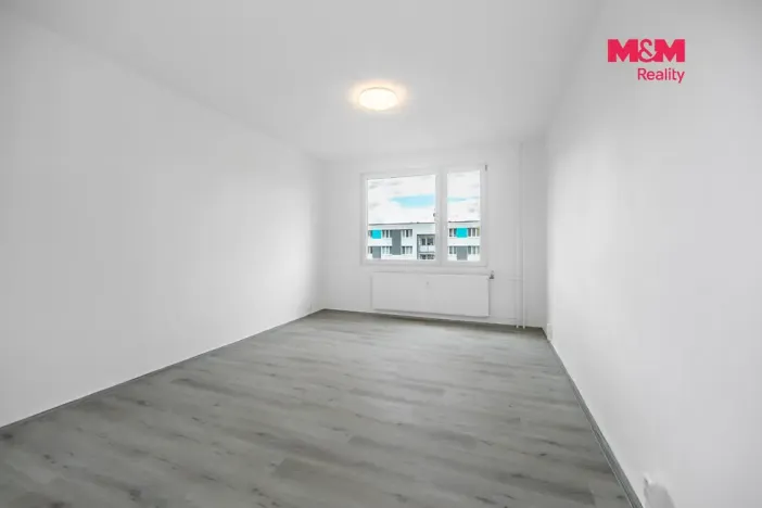 Prodej bytu 3+1, Domažlice - Týnské Předměstí, Michlova, 80 m2