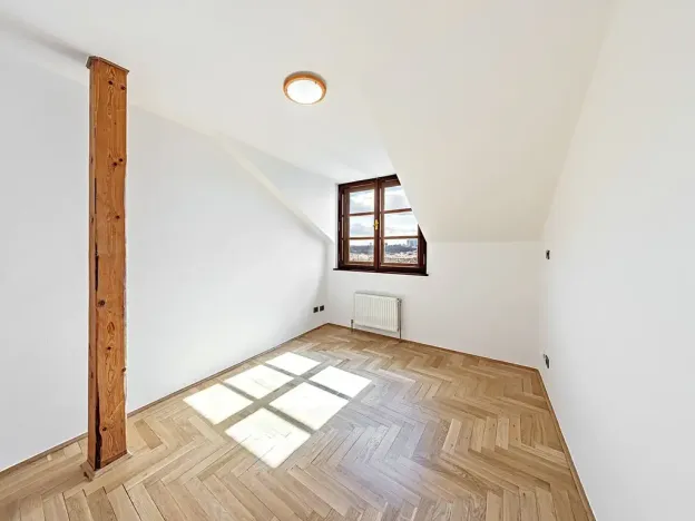 Prodej bytu 2+kk, Praha - Vršovice, Černomořská, 63 m2