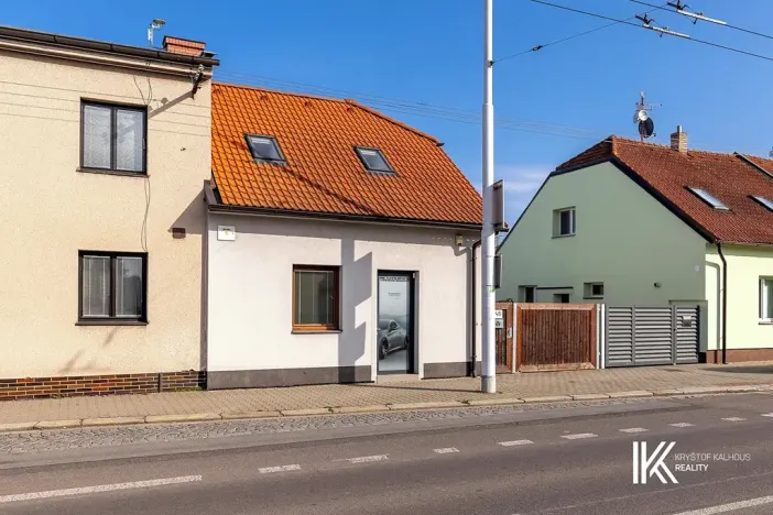 Pronájem obchodního prostoru, Pardubice, Chrudimská, 131 m2