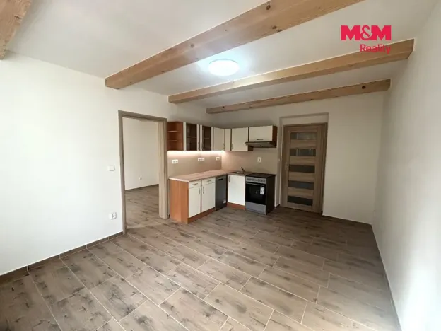 Pronájem bytu 2+kk, Králův Dvůr - Karlova Huť, Tovární, 44 m2