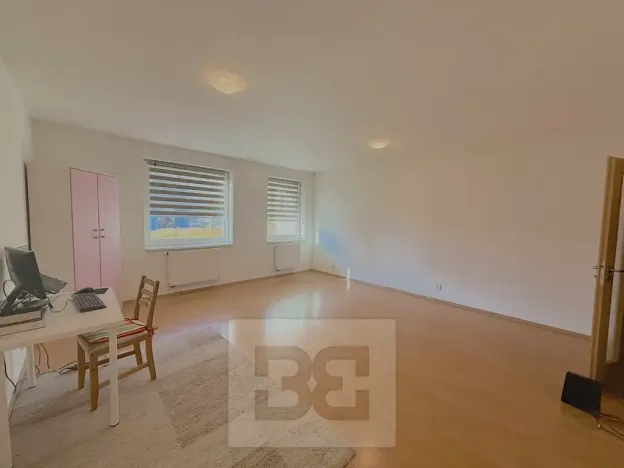 Pronájem bytu 1+kk, Praha - Čakovice, Rýnská, 38 m2