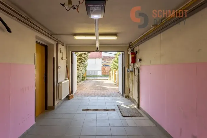 Prodej vícegeneračního domu, Hlohovec, Dolní konec, 259 m2