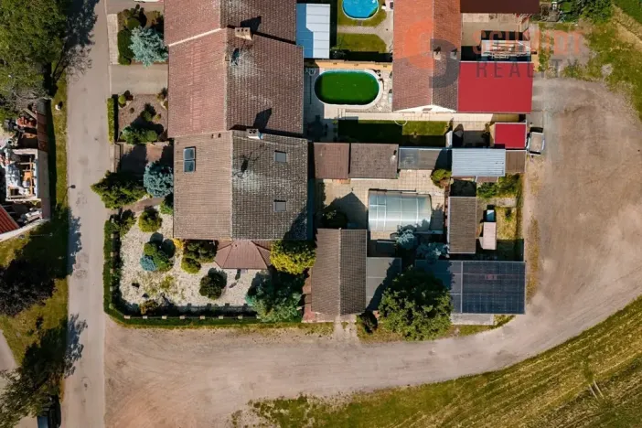 Prodej vícegeneračního domu, Hlohovec, Dolní konec, 259 m2