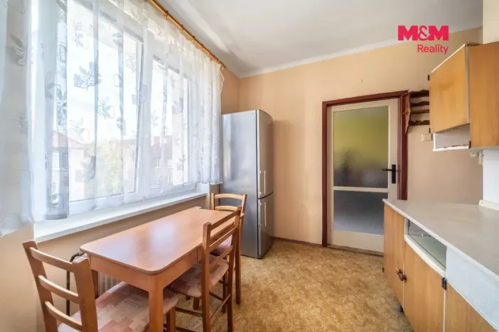 Prodej bytu 2+1, Rokycany - Nové Město, Raisova, 49 m2