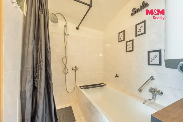 Prodej rodinného domu, Vraný, 150 m2