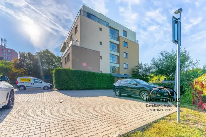 Pronájem bytu 3+kk, Praha - Střížkov, Jitravská, 97 m2