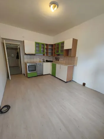 Pronájem bytu 2+kk, Praha - Žižkov, Jeseniova, 50 m2