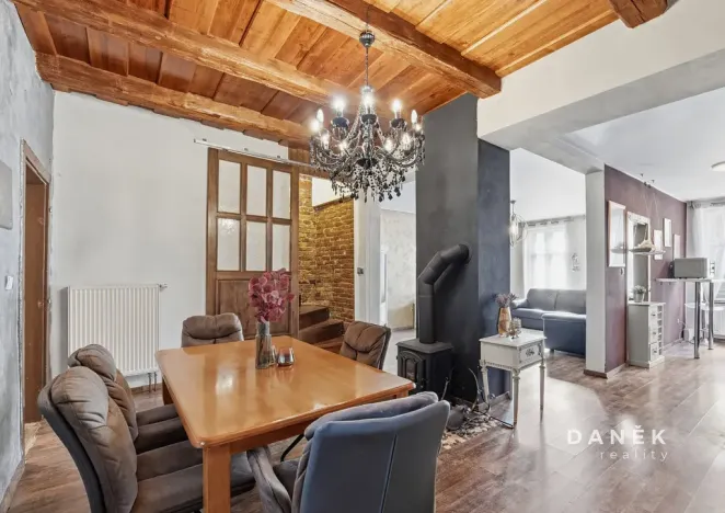 Prodej rodinného domu, Ivančice, Jana Schwarze, 210 m2