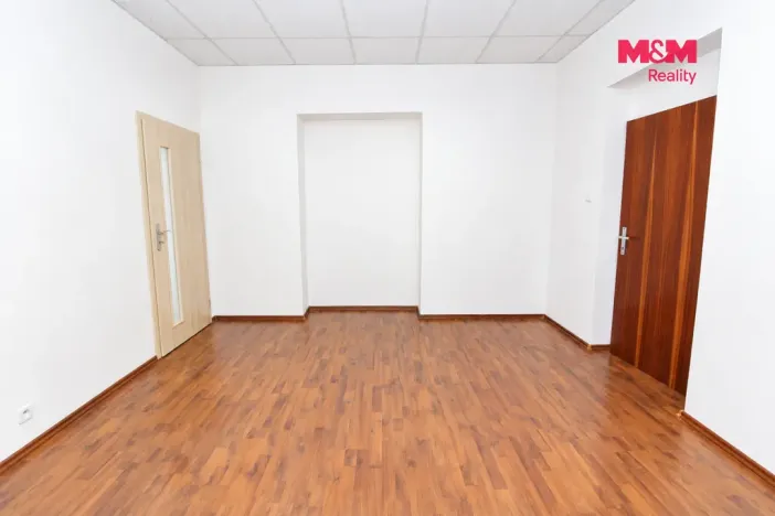 Pronájem kanceláře, Praha - Prosek, Prosecká, 56 m2