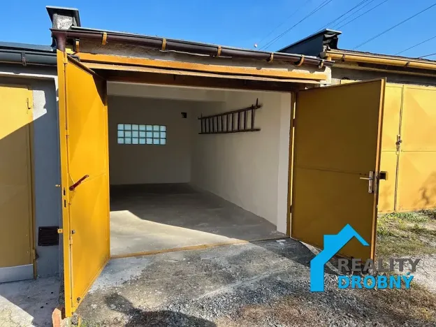 Prodej garáže, Děčín, Lesní, 20 m2