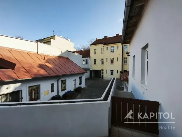 Pronájem bytu 1+kk, Praha - Michle, Nuselská, 31 m2
