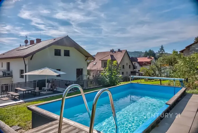 Prodej rodinného domu, Županovice, 489 m2
