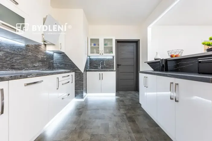 Prodej bytu 4+1, Teplice, Maršovská, 82 m2