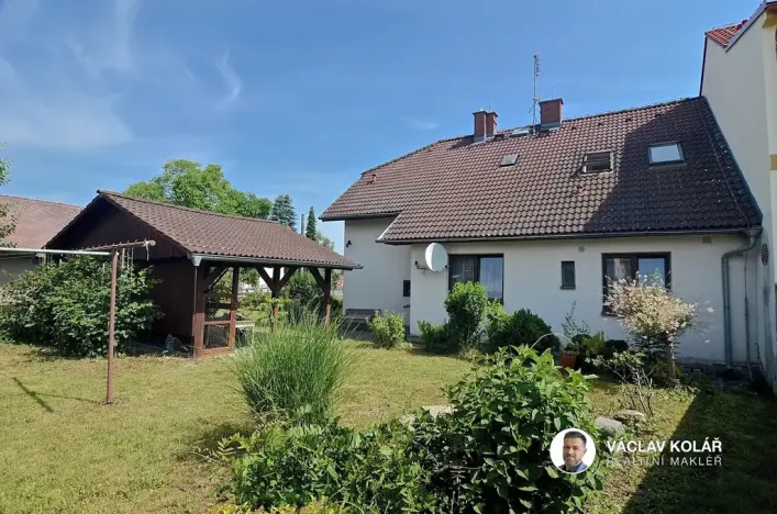 Prodej rodinného domu, Stěžery, Lipová, 196 m2