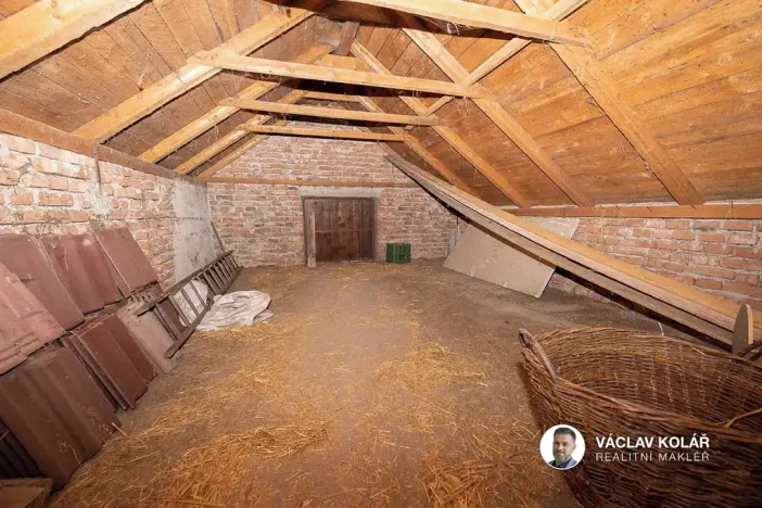 Prodej rodinného domu, Stěžery, Lipová, 196 m2