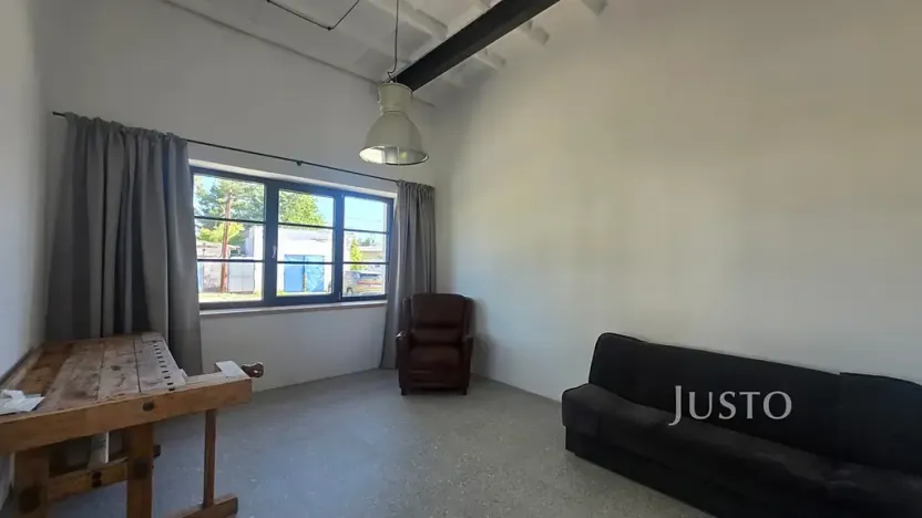 Pronájem kanceláře, Písek, Za Nádražím, 85 m2