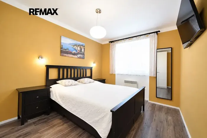 Prodej bytu 3+1, Milovice, Dukelská, 72 m2