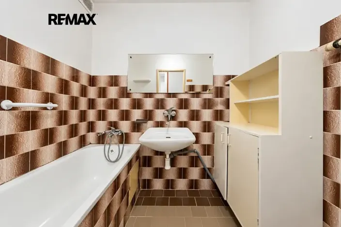 Prodej bytu 3+1, Modřice, Komenského, 90 m2