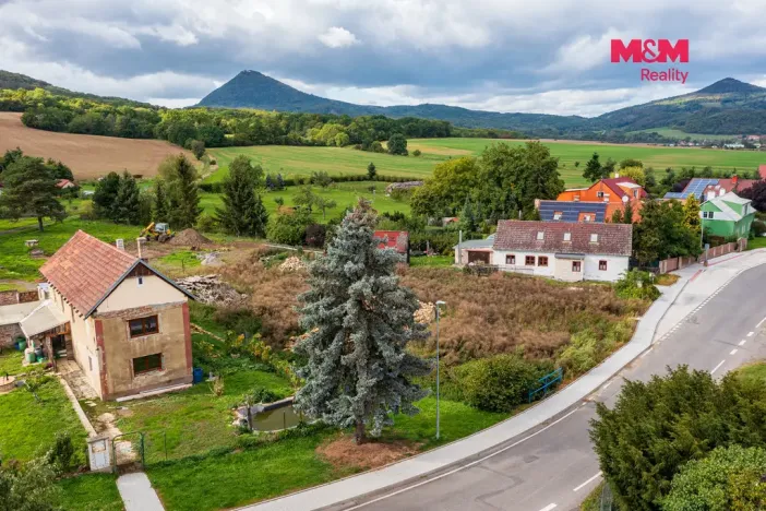 Prodej pozemku pro bydlení, Velemín - Březno, 608 m2