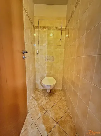 Pronájem bytu 2+kk, Praha - Břevnov, Šlikova, 78 m2