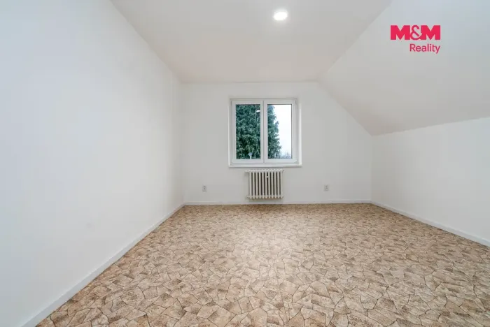Prodej rodinného domu, Praha - Horní Počernice, Jasenná, 292 m2
