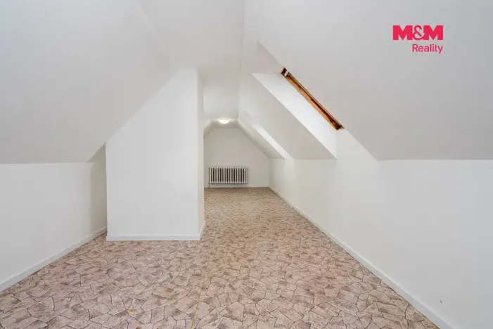 Prodej rodinného domu, Praha - Horní Počernice, Jasenná, 292 m2