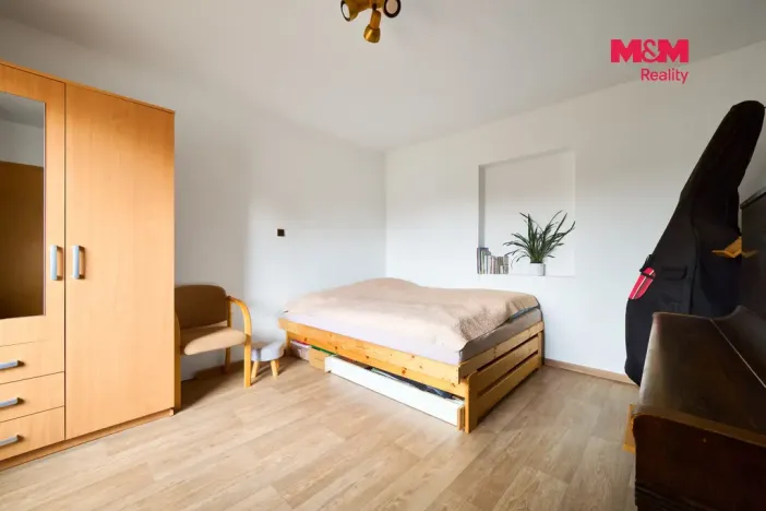 Prodej rodinného domu, Náchod - Lipí, 460 m2
