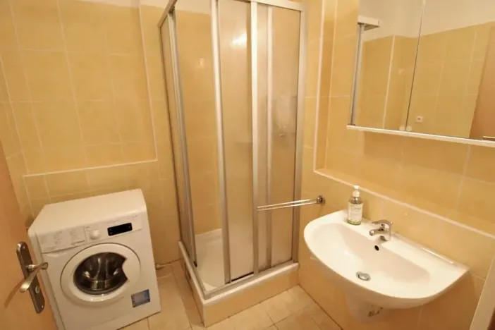 Pronájem bytu 1+kk, Praha - Kunratice, Pod Haltýřem, 29 m2