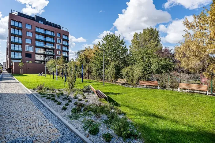 Pronájem bytu 2+kk, Praha - Karlín, Švarcova, 51 m2