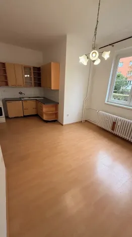 Pronájem bytu 2+kk, Pardubice, Sladkovského, 45 m2