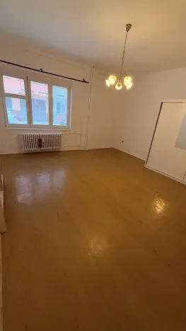 Pronájem bytu 2+kk, Pardubice, Sladkovského, 45 m2