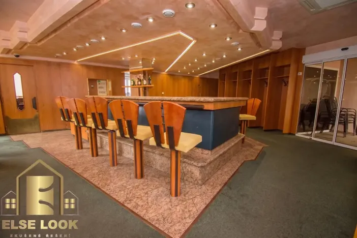 Prodej kanceláře, Havířov - Šumbark, U Nádraží, 748 m2