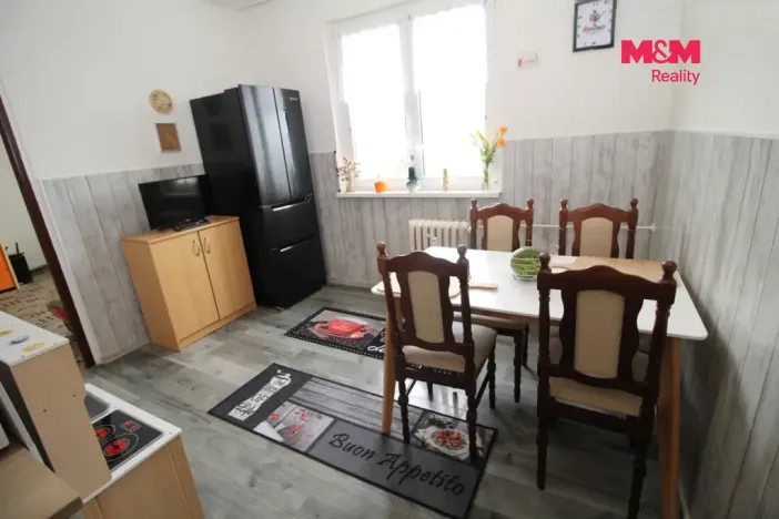 Prodej bytu 3+1, Rotava, Sídliště, 63 m2