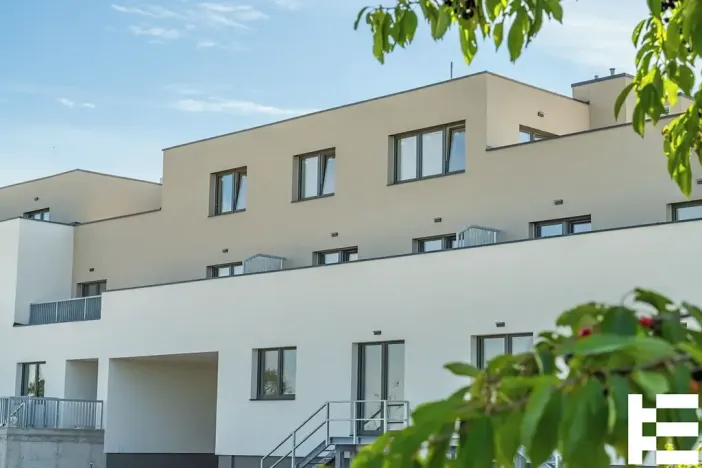 Prodej - jiné, Praha - Satalice, 14 m2