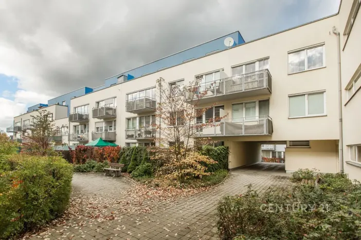 Prodej bytu 2+kk, Praha - Hostavice, U Hostavického potoka, 55 m2