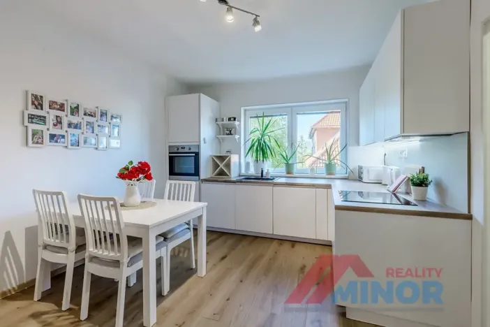 Prodej bytu 1+1, Buštěhrad, Sladkovského, 42 m2