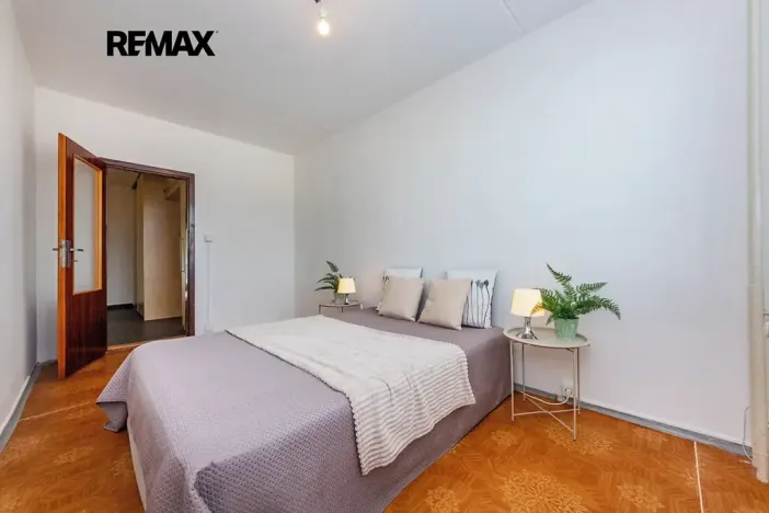 Prodej bytu 3+1, Praha - Modřany, Platónova, 74 m2