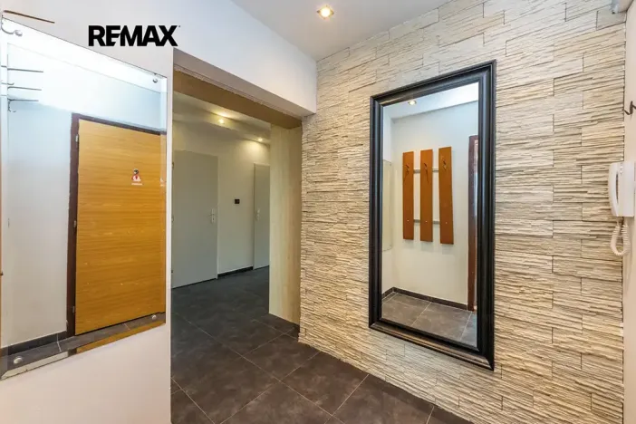 Prodej bytu 3+1, Praha - Modřany, Platónova, 74 m2
